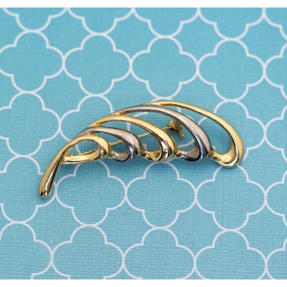 Vintage Spiral Golden Tornado Brooch - R14 - Picture 1 of 2